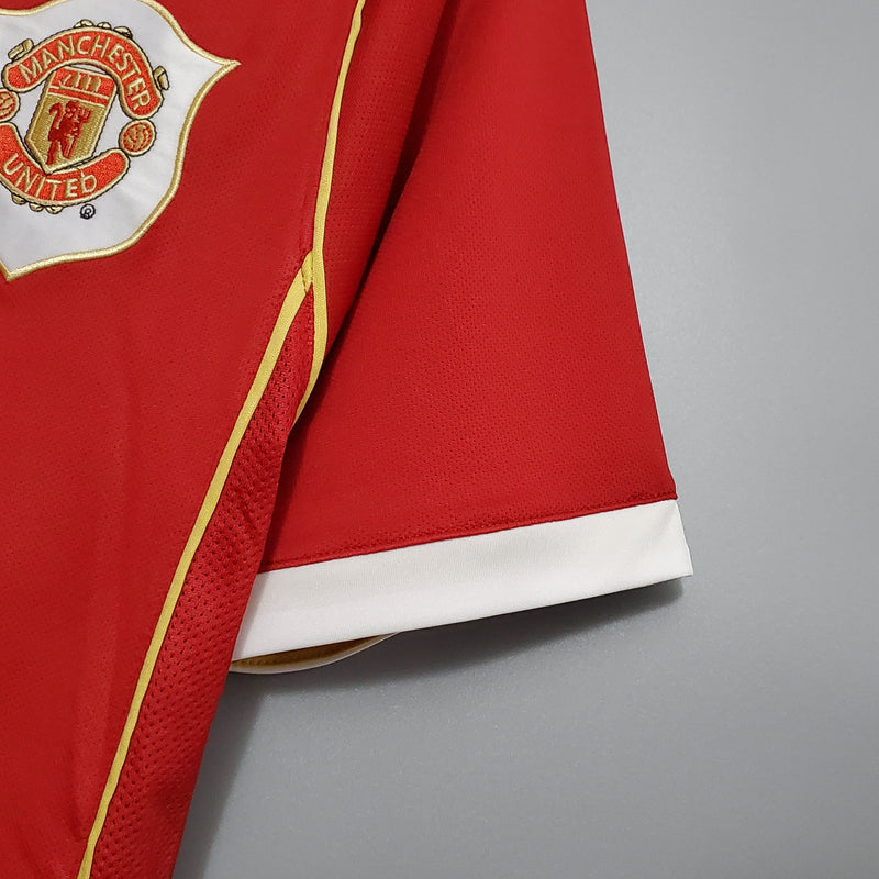 MANCHESTER UNITED MEN'S JERSEY I 06/07 (RETRO)