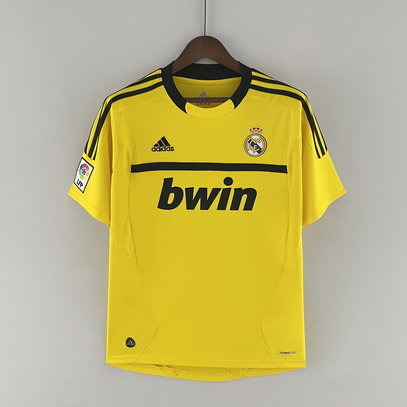 REAL MADRID MEN'S JERSEY GOALKEEPER I 11/12 (RETRO)