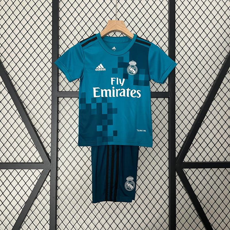 REAL MADRID KIDS JERSEY SET III 17/18 (RETRO)