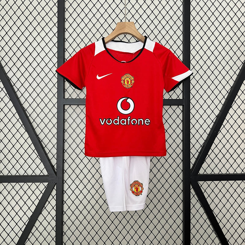 MANCHESTER UNITED KIDS JERSEY SET I 05/06 (RETRO)