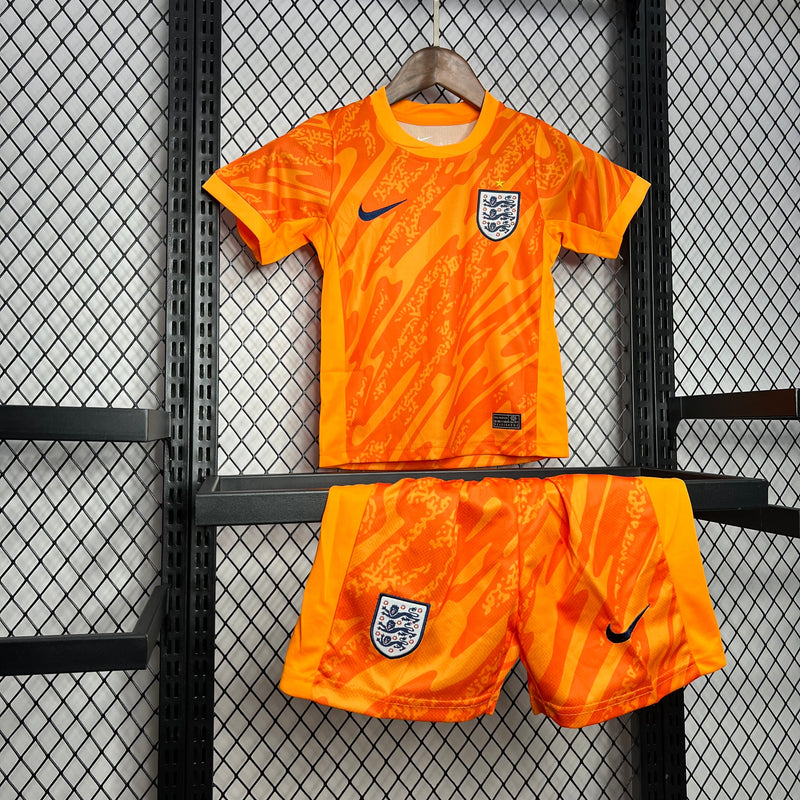 ENGLAND KIDS JERSEY SET GOALKEEPER I 2024