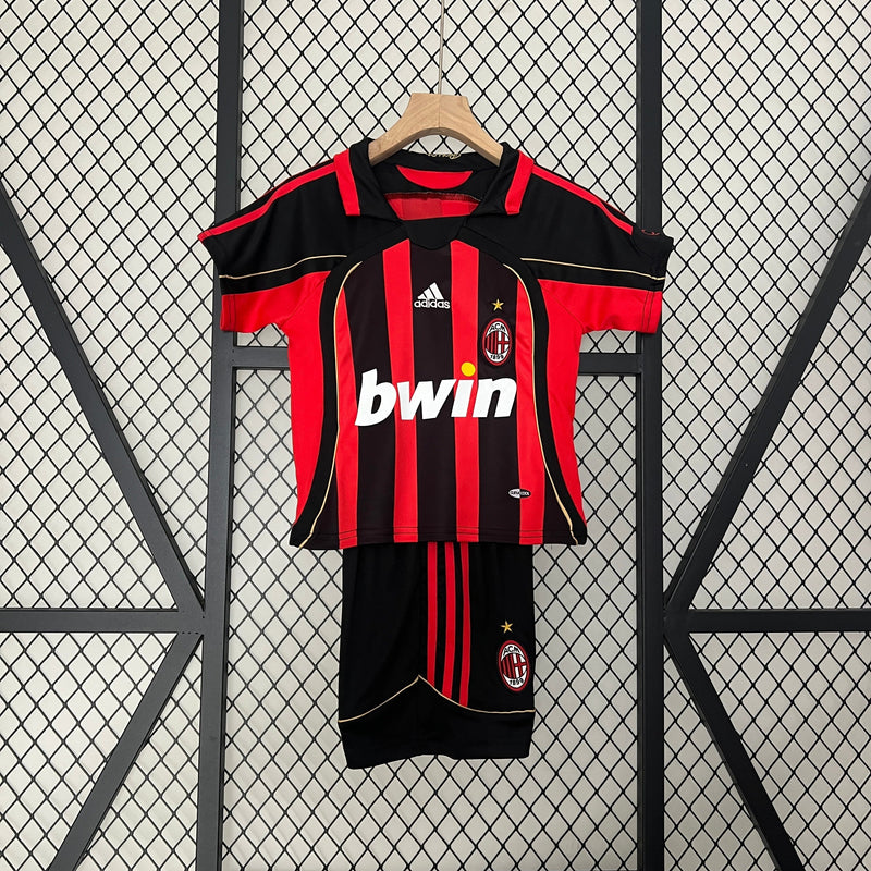 MILAN KIDS JERSEY SET I 06/07 (RETRO)